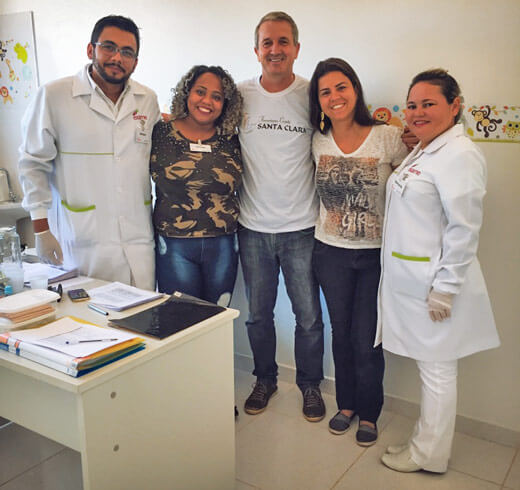 Equipe Médica no Consultório do Centro Social Santa Clara